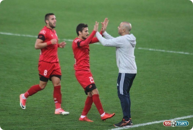 עלי חטיב חוגג עם איציק טפירו (שלומי גבאי)